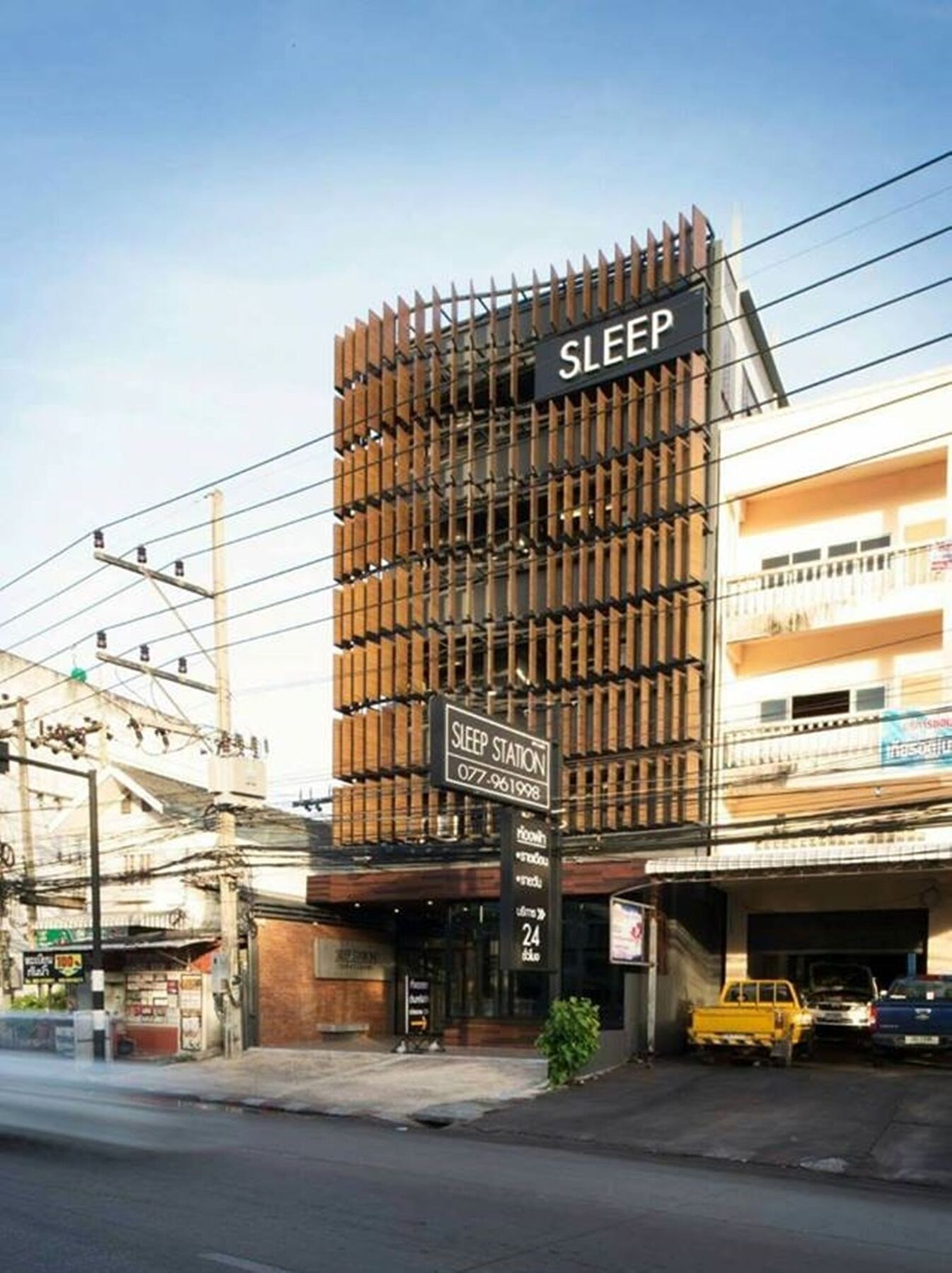 Sleep Station Hotel Surat Thani Exterior photo